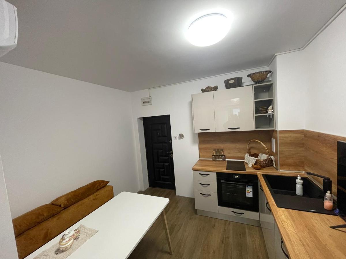 Dety'S Apartment Burgas City Eksteriør billede